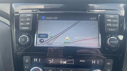 NISSAN QASHQAI 1.6 dCi Tekna Xtronic