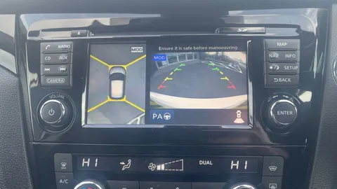 NISSAN QASHQAI 1.6 dCi Tekna Xtronic