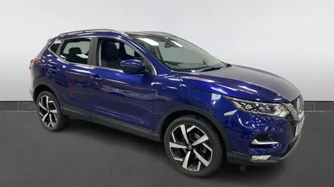 NISSAN QASHQAI 1.3 DiG-T Tekna