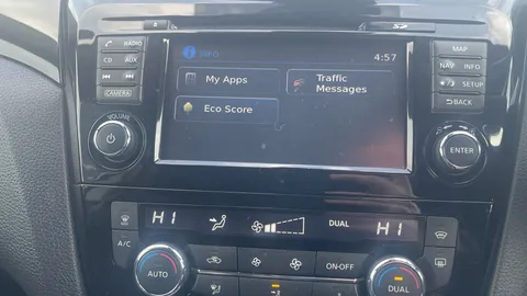 NISSAN QASHQAI 1.6 dCi Tekna Xtronic