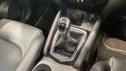 NISSAN QASHQAI 1.3 DiG-T Tekna