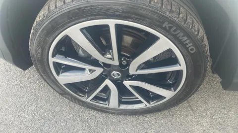 NISSAN QASHQAI 1.6 dCi Tekna Xtronic