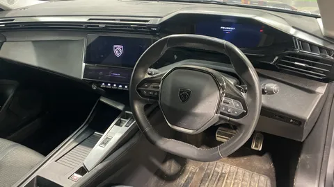 PEUGEOT 308 1.5 BlueHDi Active Premium EAT8