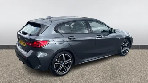 BMW 1 SERIES 118i M Sport