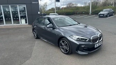 BMW 1 SERIES 118i M Sport
