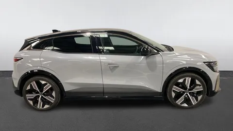 RENAULT MEGANE E-TECH EV60 160kW Iconic Comfort Range 60kWh Auto