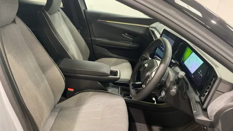 RENAULT MEGANE E-TECH EV60 160kW Iconic Comfort Range 60kWh Auto