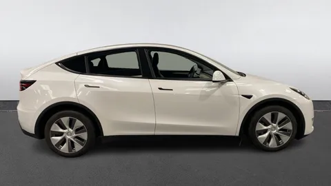TESLA MODEL Y Long Range AWD Auto
