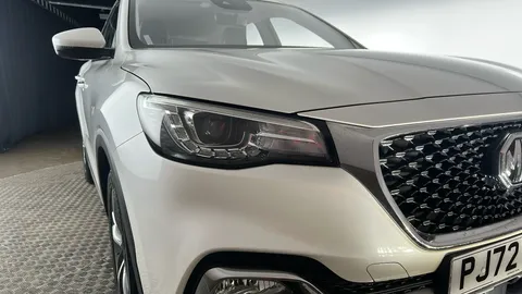 Mg Motor Uk               Hs 1.5 T-GDI Excite 5dr DCT