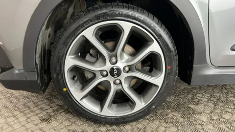 Kia Picanto 1.0 X-Line S Auto