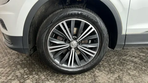 Volkswagen Tiguan Allspace 2.0 TDI 4Motion SE Nav DSG