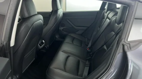 Tesla                     Model 3 Performance AWD [Performance Upgrade] Auto