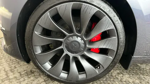 Tesla                     Model 3 Performance AWD [Performance Upgrade] Auto