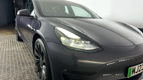 Tesla                     Model 3 Performance AWD [Performance Upgrade] Auto