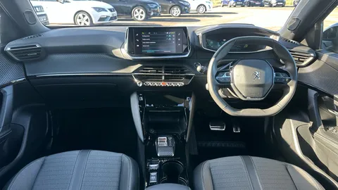 PEUGEOT 2008 100kW Allure Premium+ 50kWh Auto