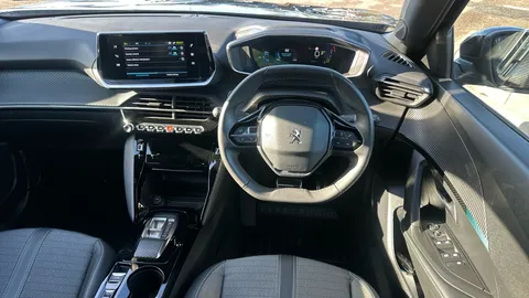 PEUGEOT 2008 100kW Allure Premium+ 50kWh Auto