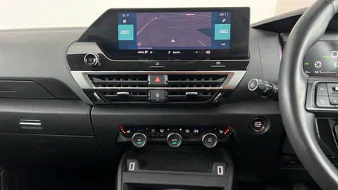 Citroen C4 100kW Shine Plus 50kWh Auto