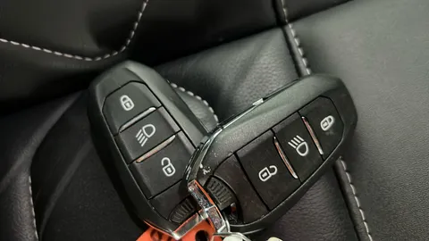 Citroen C4 100kW Shine Plus 50kWh Auto