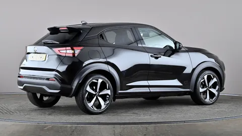 Nissan Juke 1.0 DiG-T 114 Tekna