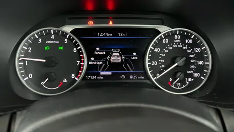 Nissan Juke 1.0 DiG-T 114 Tekna