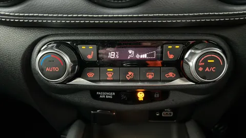 Nissan Juke 1.0 DiG-T 114 Tekna