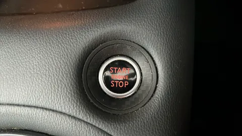 Nissan Juke 1.0 DiG-T 114 Tekna