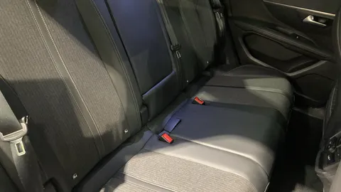 Peugeot 3008 1.2 PureTech GT Line Premium EAT8