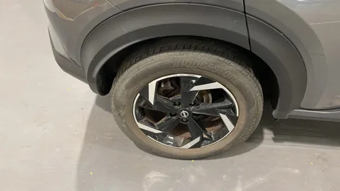 Nissan Juke 1.6 Hybrid N-Connecta Auto