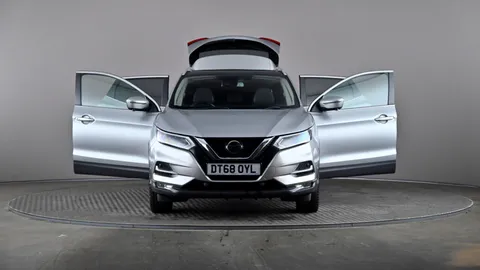 NISSAN QASHQAI 1.3 DiG-T Tekna