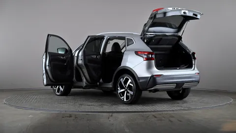 NISSAN QASHQAI 1.3 DiG-T Tekna