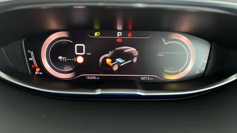 PEUGEOT 3008 1.2 Hybrid 136 GT e-DSC6