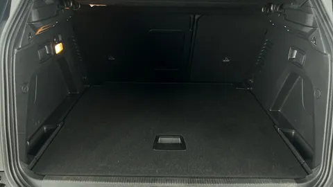 PEUGEOT 3008 1.2 Hybrid 136 GT e-DSC6