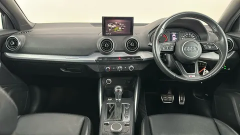 AUDI Q2 30 TDI S Line S Tronic