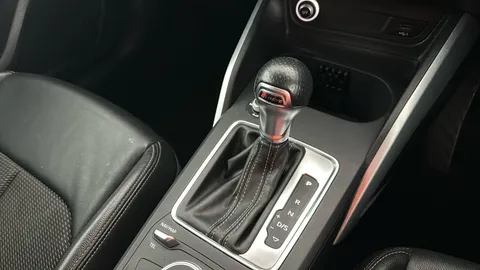 AUDI Q2 30 TDI S Line S Tronic