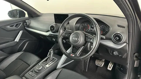 AUDI Q2 30 TDI S Line S Tronic