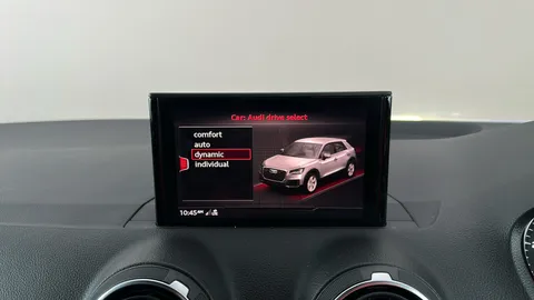 AUDI Q2 30 TDI S Line S Tronic