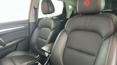 MG MOTOR UK ZS 1.0T GDi Exclusive DCT