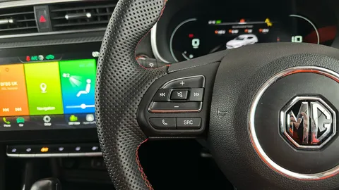 MG MOTOR UK ZS 1.0T GDi Exclusive DCT