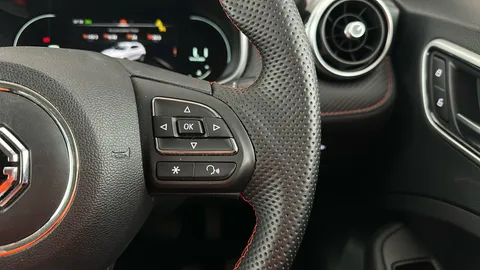 MG MOTOR UK ZS 1.0T GDi Exclusive DCT