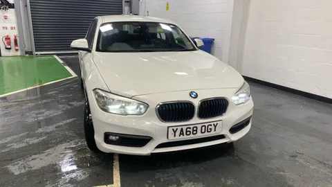 BMW 1 SERIES 118d SE [Nav/Servotronic]