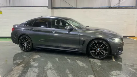 BMW 4 SERIES 420i M Sport Auto [Professional Media]