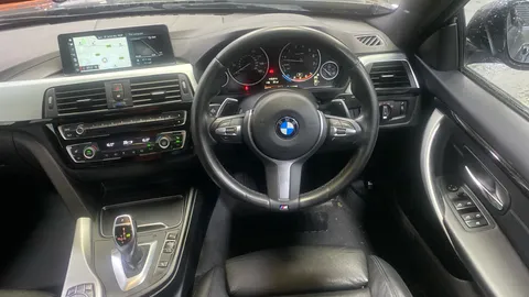 BMW 4 SERIES 420i M Sport Auto [Professional Media]