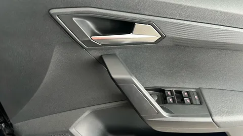 SEAT ARONA 1.0 TSI SE Edition