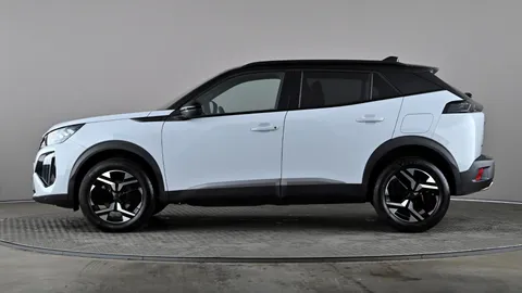 PEUGEOT 2008 1.2 PureTech 130 GT EAT8