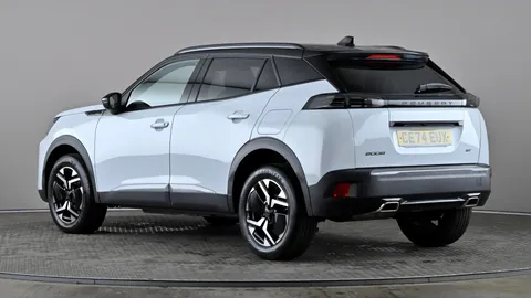 PEUGEOT 2008 1.2 PureTech 130 GT EAT8