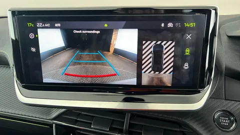 PEUGEOT 2008 1.2 PureTech 130 GT EAT8