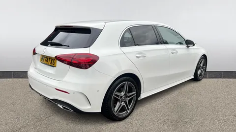 MERCEDES-BENZ A CLASS A180 AMG Line Premium Auto
