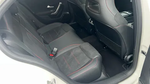 MERCEDES-BENZ A CLASS A180 AMG Line Premium Auto