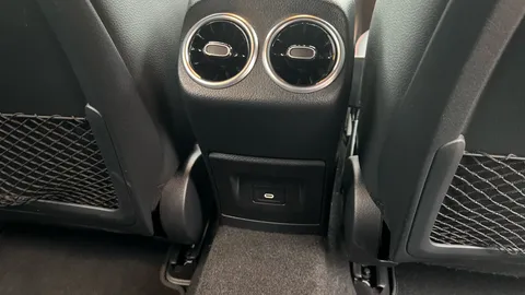 MERCEDES-BENZ A CLASS A180 AMG Line Premium Auto