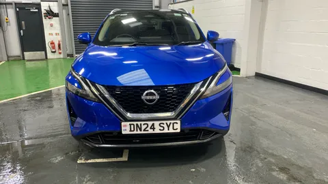 NISSAN QASHQAI 1.3 DiG-T MH 158 N-Connecta Xtronic